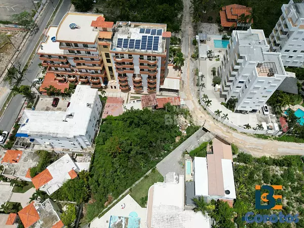 solares y terrenos - VENDE Excelente Solar con 1,024 metros en el CENTR 9