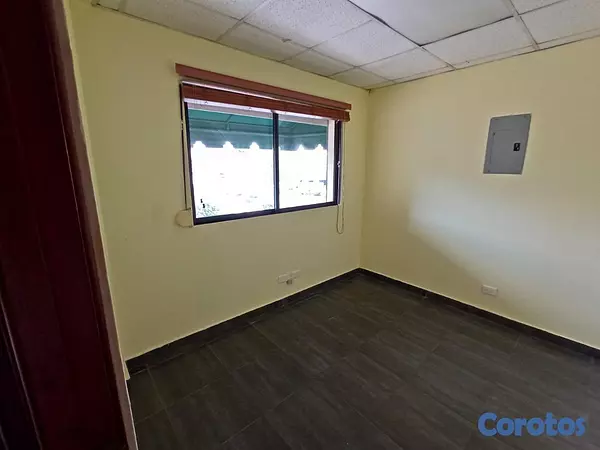 oficinas y locales comerciales - En Alquiler Local de Oficina en naco 2do Nivel 10