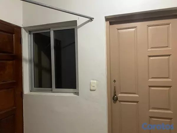habitaciones y viviendas compartidas - Alquilo gabitacion independiente a caballero 5