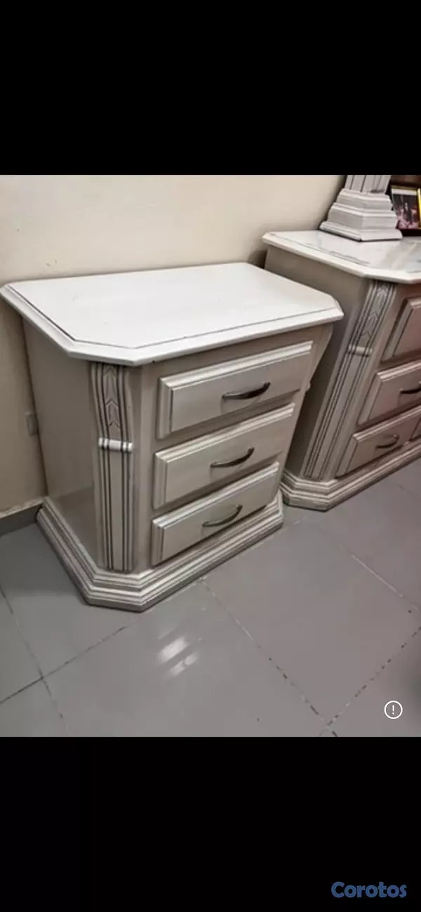 muebles y colchones - 👑 Juego de Habitación King Size en Caoba – Eleganc 2