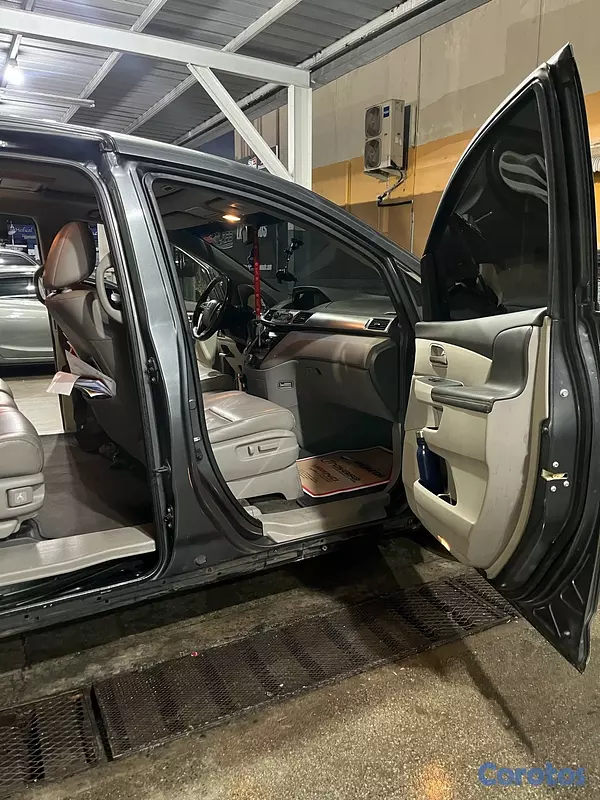 jeepetas y camionetas - Honda Odyssey 2011 Touring  6