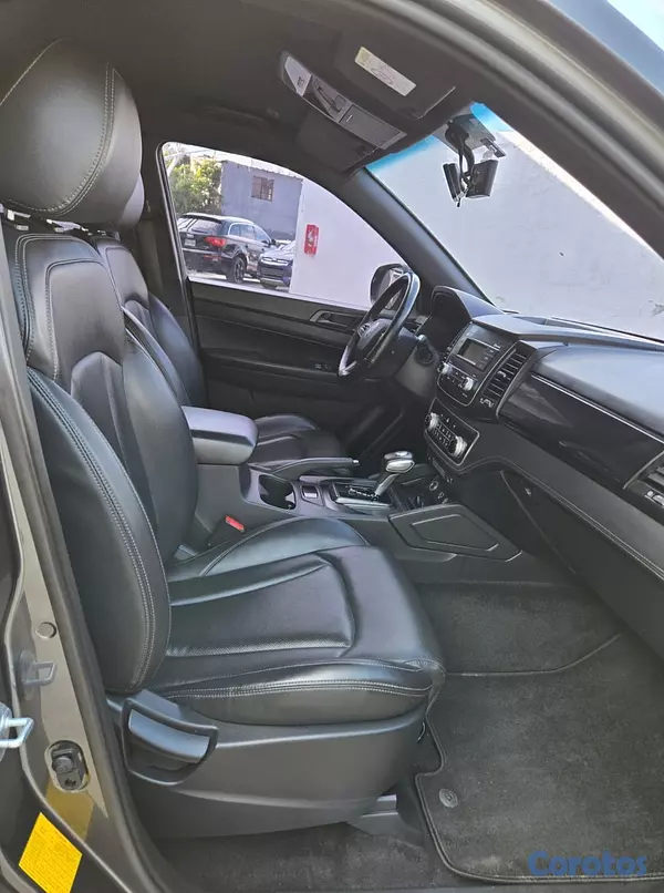 jeepetas y camionetas - KGM REXTON 2021 GRIS OSCURO DIESEL 19