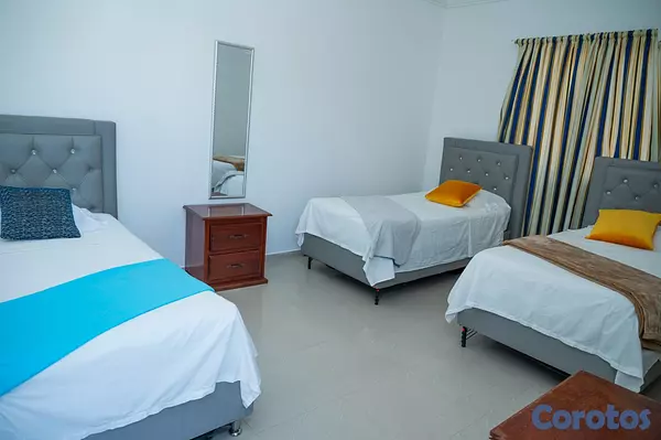 casas - Villa con Piscina en Santiago | 6 Habitaciones | Oportunidad Unica 14