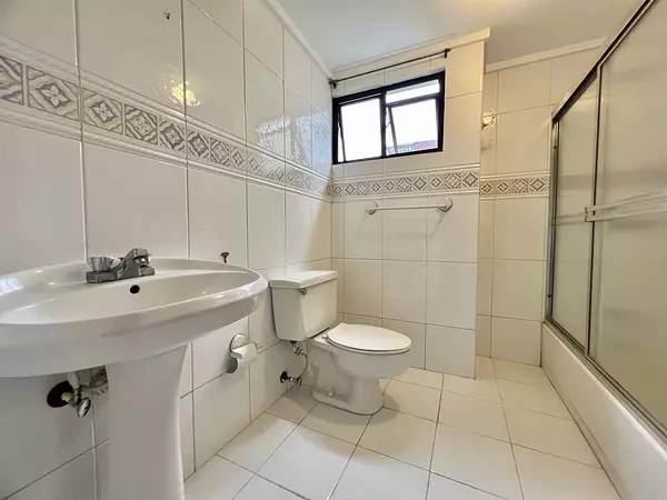 apartamentos - Apartamento en venta en Naco 6