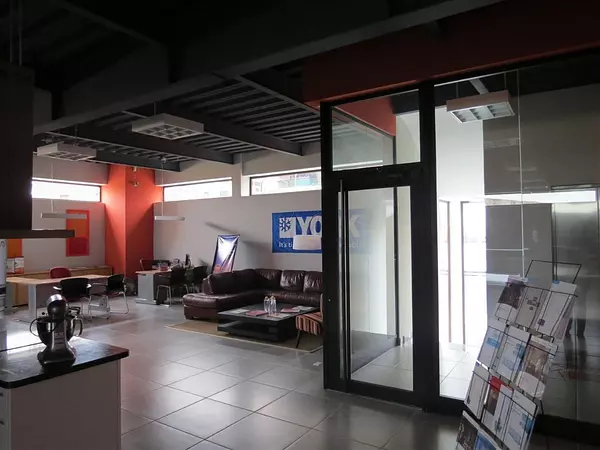 oficinas y locales comerciales - 🔵Alquilo Local 3er piso para oficina en Paraiso
 3