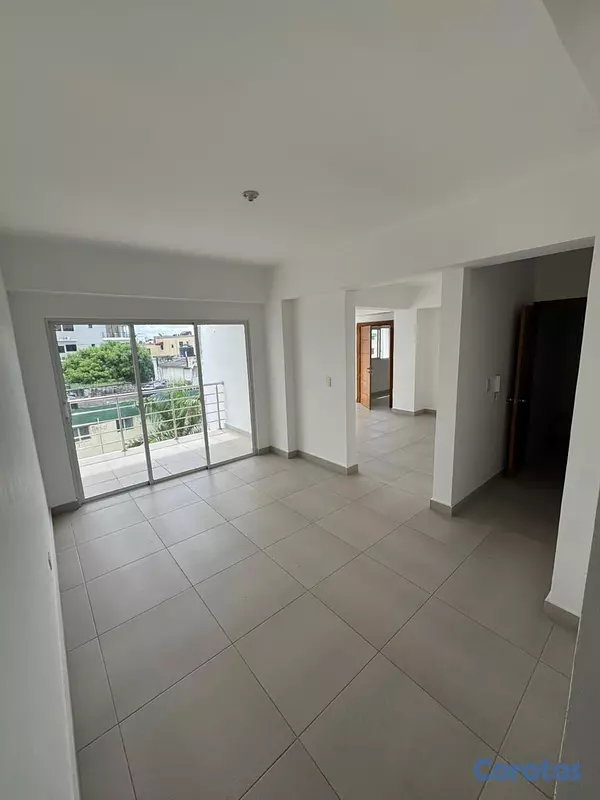 apartamentos - Apartamento en Venta en 4to Piso en Viejo Arroyo H 7
