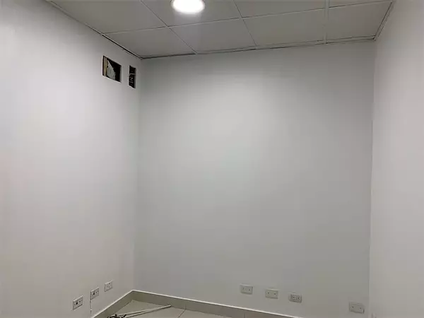 oficinas y locales comerciales - Local céntrico en Naco oficinas 6