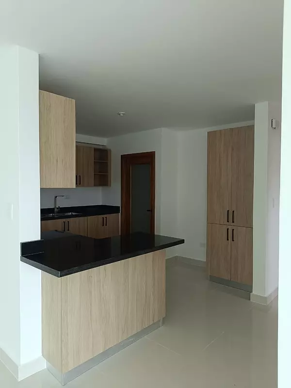 apartamentos - Hermoso Apartamento 6to Nivel Disponible en Jardines del Sur  6