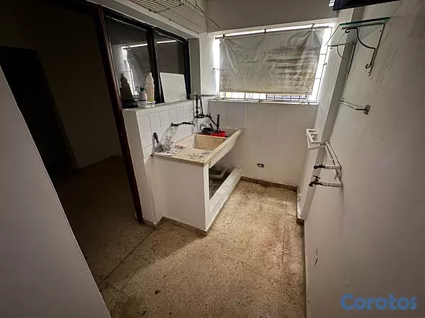 apartamentos - vendo oportunidad ensanche paraíso tres habitaciones 2.5 baños dos parqueos baño 7