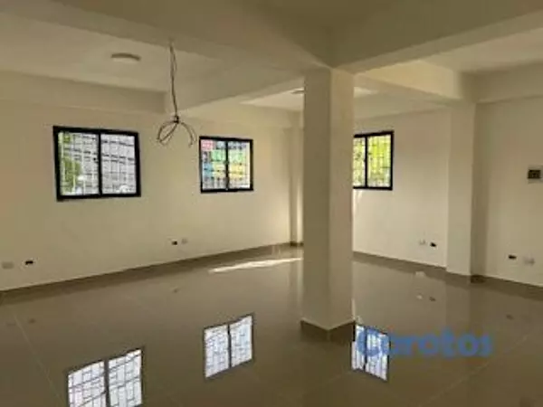 oficinas y locales comerciales - LOCAL PARA OFICINA  ARROYO HONDO VIEJO 3