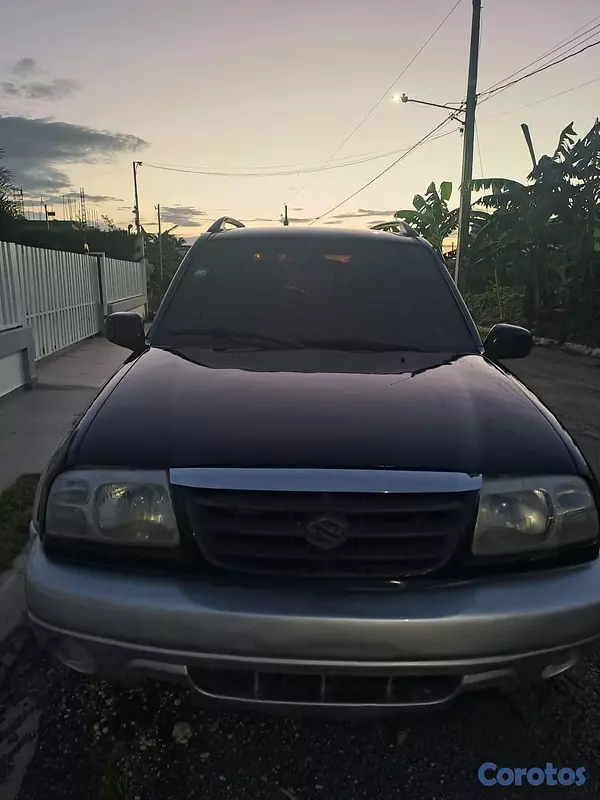 jeepetas y camionetas - Suzuki Vitara 20014x4  4