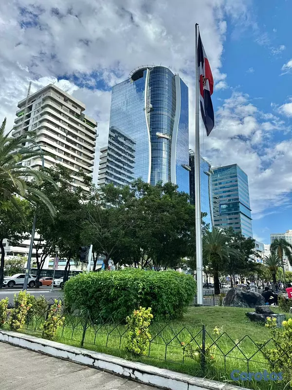 oficinas y locales comerciales - Oficina Ejecutiva Nueva en Alquiler PIANTINI 6