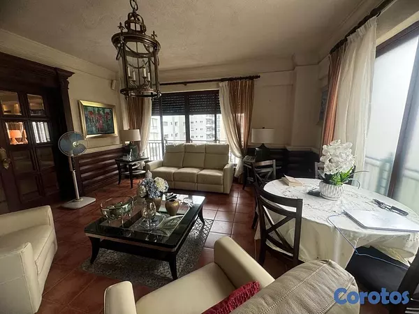apartamentos - Apartamento en venta en piantini 2
