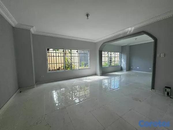 casas - Casa en Arroyo Hondo Viejo en proyecto Cerrado con 12