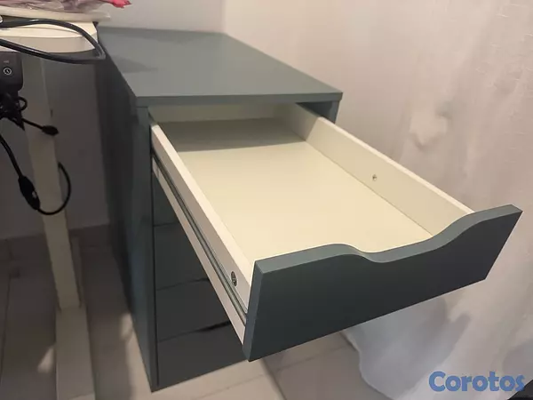 muebles y colchones - Gavetero 5 cajones en excelente estado 2