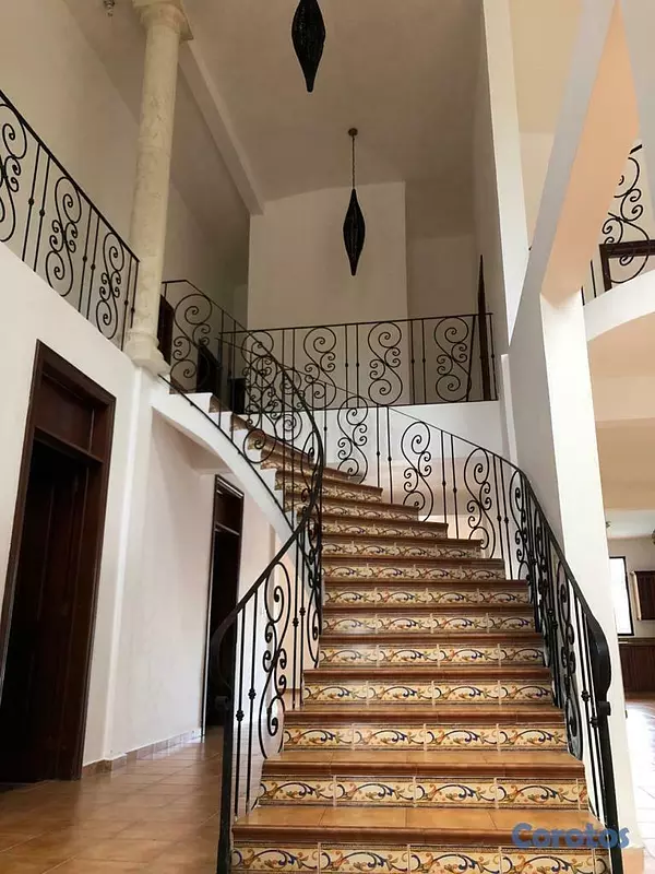casas - Vendo amplia y acogedora casa en Arroyo Hondo 4