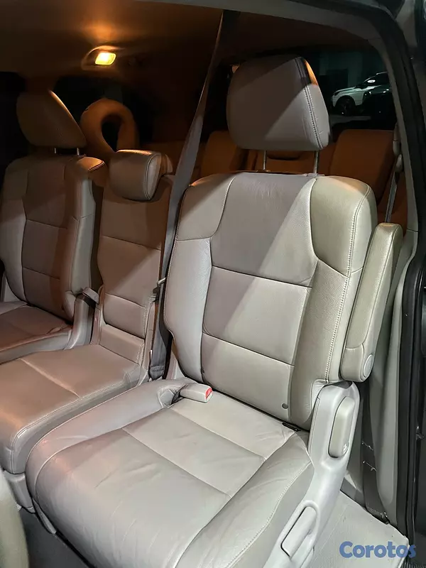 jeepetas y camionetas - Honda Odyssey 2011 Touring  10