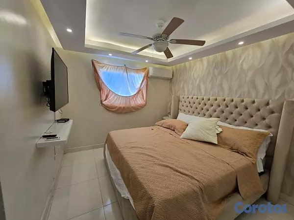 apartamentos - Apartamento con Terraza en Villas Naco Km 13 Autop 5