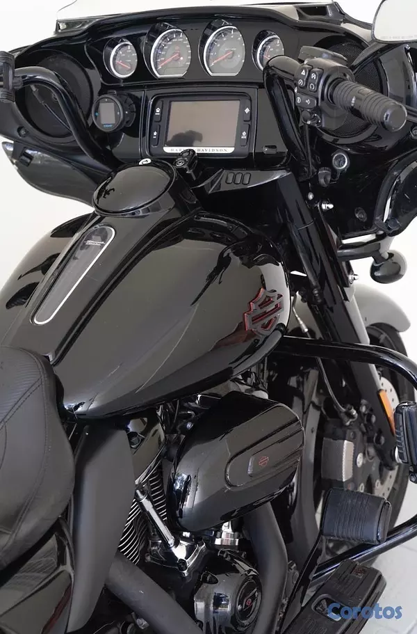 motores y pasolas - Harley Davidson Street Glide 2018 2