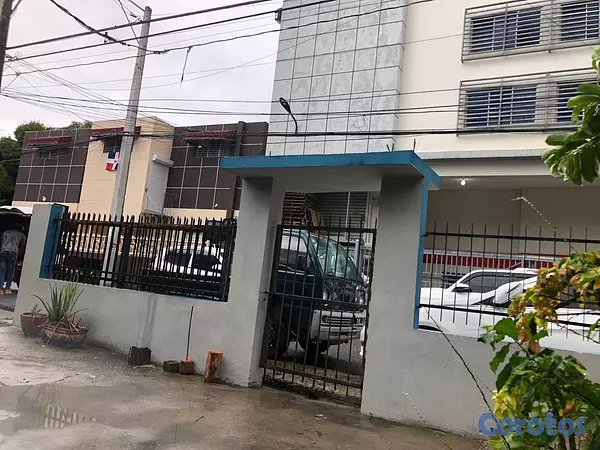 casas - Casa de 3 habitaciones 2 baños en venta en Ensanch 3