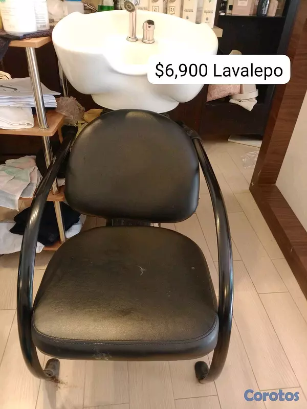 negocios en venta - SALÓN EN LIQUIDACIÓN, VENDEMOS TODO, Lavapelo, secador aéreo, vitrinas, Sillón  2
