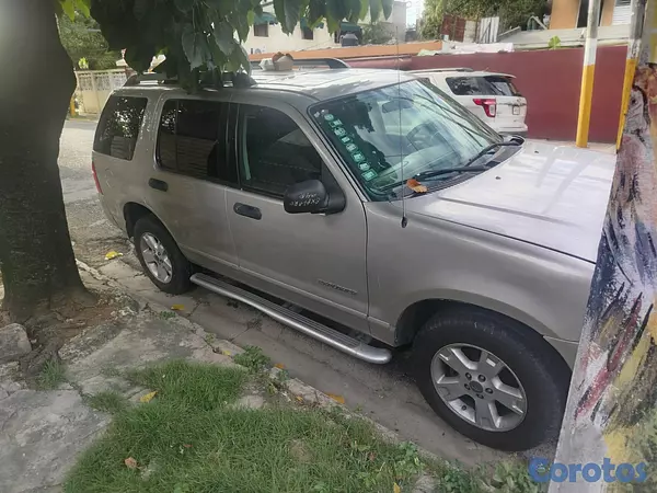 jeepetas y camionetas - Ford Explorer XLT 4WD 10