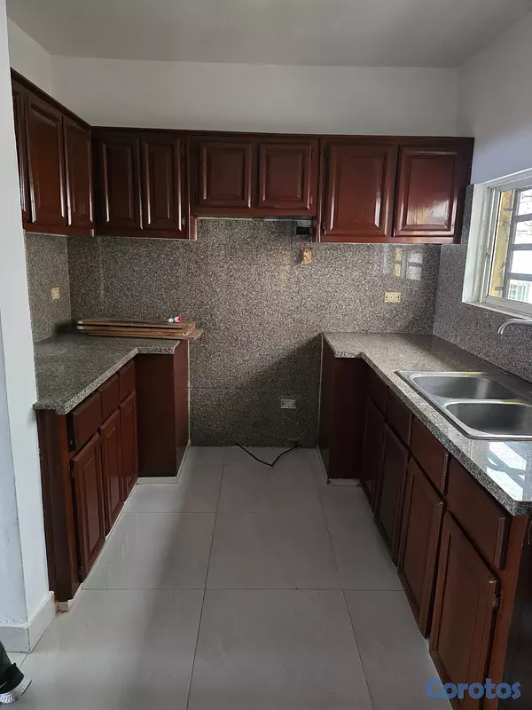 apartamentos - Alquila apartamento 3er piso Residencial Mar Carib 11