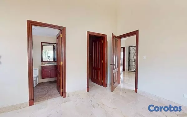 casas - Excelente casa en alquiler 5