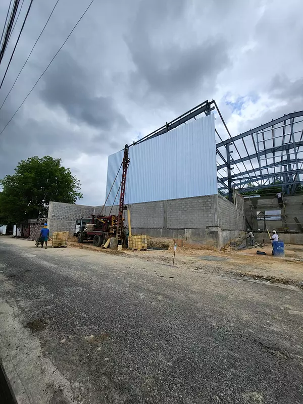 oficinas y locales comerciales - 🔵 Alquilo Nave 1,750 mts en villa aura  3