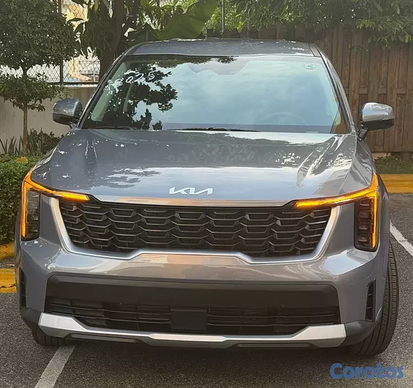 jeepetas y camionetas - KIA SORENTO LX FWD 2025
Nueva – Placa al día y matrícula activa 3