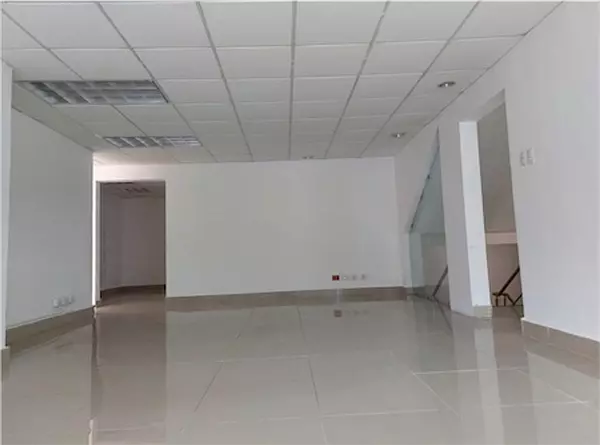 oficinas y locales comerciales - Excelente espacio Pat a Oficianas y consultorios 4