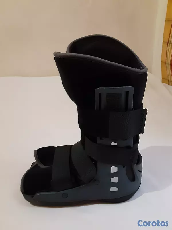 Salud y Equipamiento Médico - Bota ortopedica.  Talla: S 3