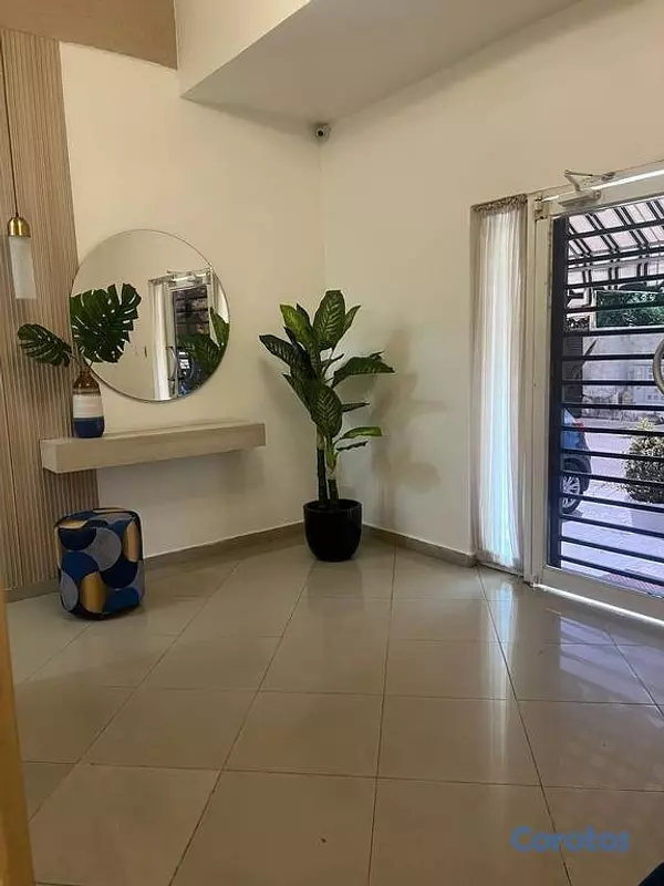 apartamentos - Vendo apartamento en la Av. Independencia. 4