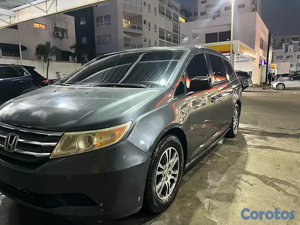 jeepetas y camionetas - Honda Odyssey 2011 Touring  7