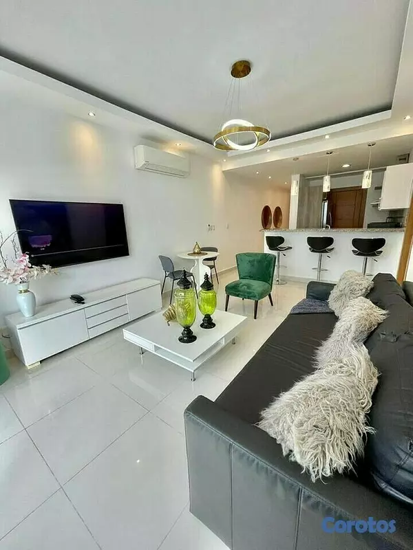 apartamentos - Oportunidad en Evaristo Morales 10