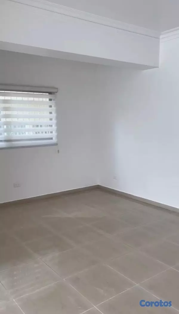 apartamentos - ALQUILER EN TORRE – URBANIZACIÓN REAL 
3er Nivel – Próx. Rómulo Bentancour.
 6