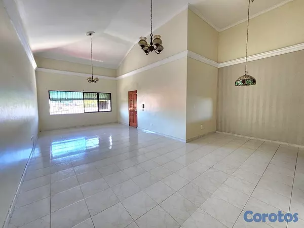 apartamentos - Vend tercer nivel klm 6 y medio independencia residencial cerrado tres habitacio 4