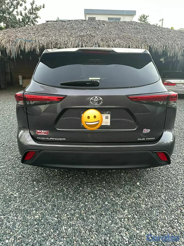 jeepetas y camionetas - Toyota higlander xle 2024 5