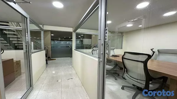 oficinas y locales comerciales - Local en alquiler en la Zona Universitaria 10