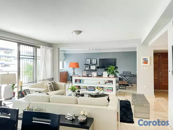 apartamentos - Venta de Apartamento en Piantini 8