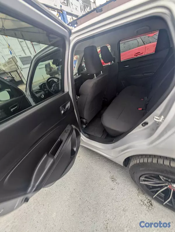 carros - SUZUKI SWIFT 2020 8