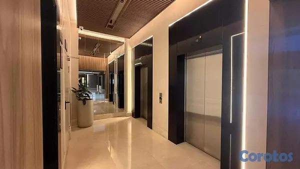 oficinas y locales comerciales - Alquiler Local en torre empresarial de Piantini 5