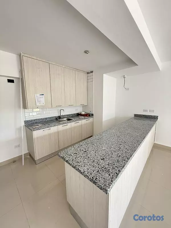 apartamentos - ALQUILO VACIO APART. DE 1 HAB. PISO ALTO PRÓX. A P 2