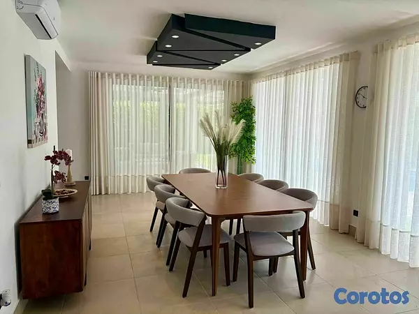 casas vacacionales y villas - Villa en venta o  alquiler en punta cana village  3