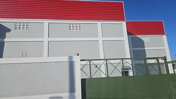 oficinas y locales comerciales - Alquilo Nave 1,265 mts proximo al km 13 aut Duarte 4