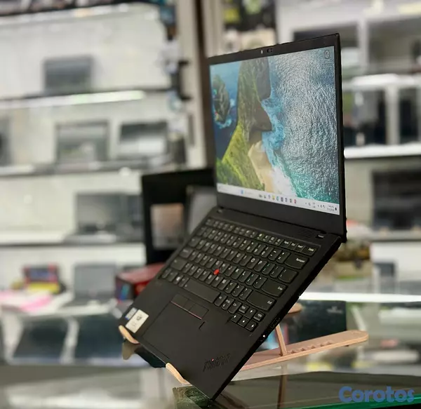 tv - Laptop Lenovo Thinkpad x1 carbón i5 8va gen 8gb ra 4