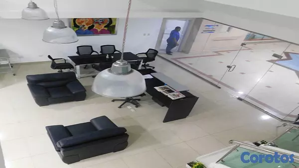 oficinas y locales comerciales - LOCAL PARA OFICINA, CALL CENTER, CONSULTURIO EN MALECON CENTER 1