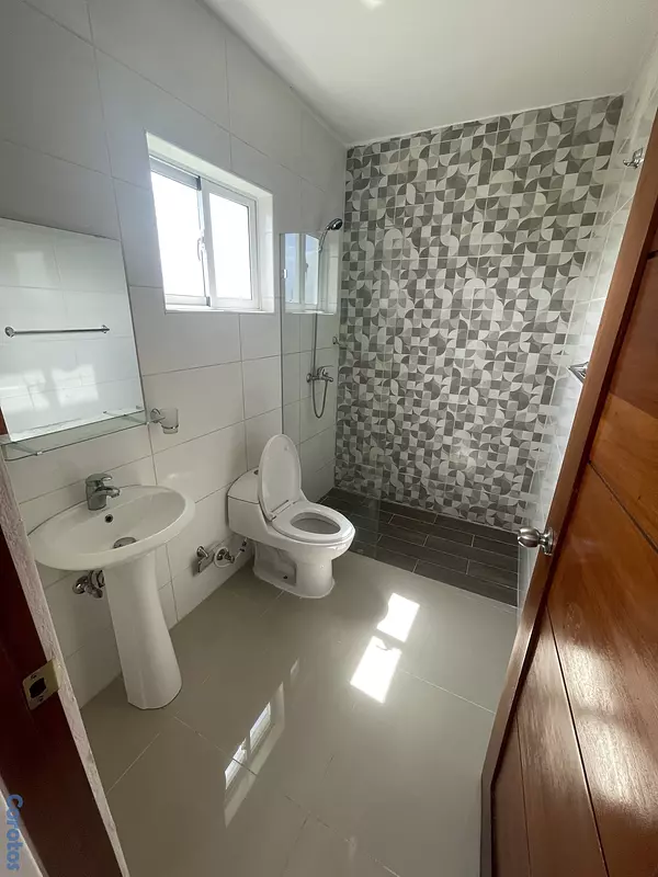apartamentos - Vendo Apartamento de de 3 Habitaciones en Santo Domingo Este  12