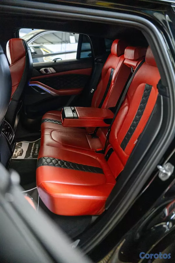 jeepetas y camionetas - BMW X6 M Competition 2021 Clean Carfax 8