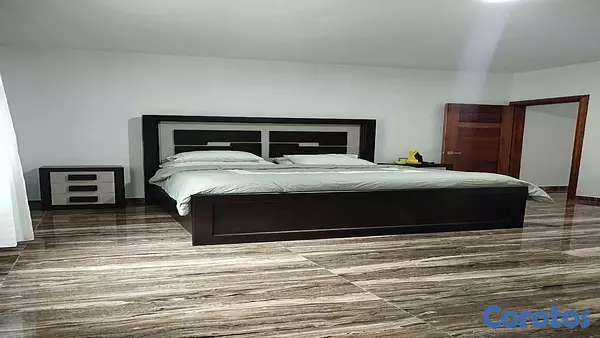 casas - Casa de 2 niveles en venta en Constanza 2